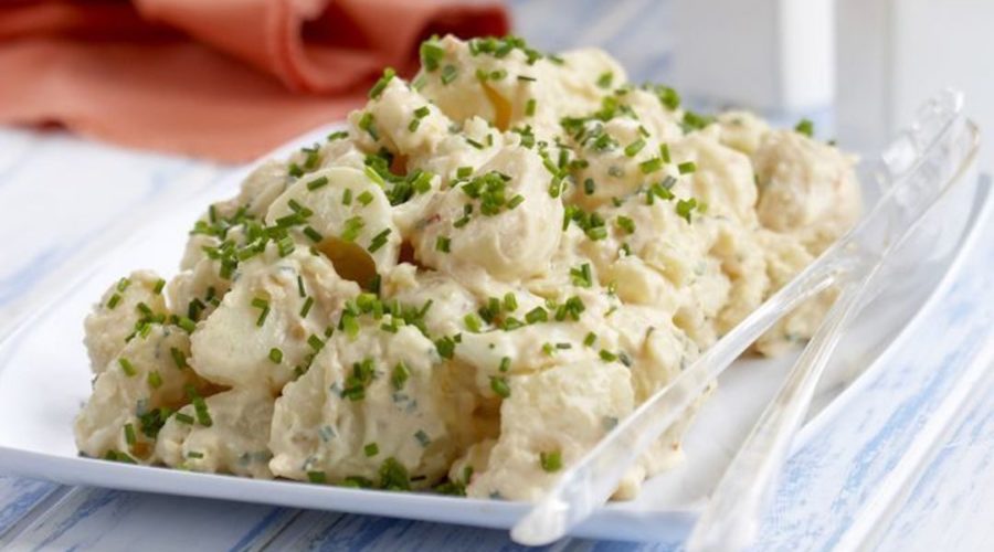 receta de ensalada papa y crema de queso vegana